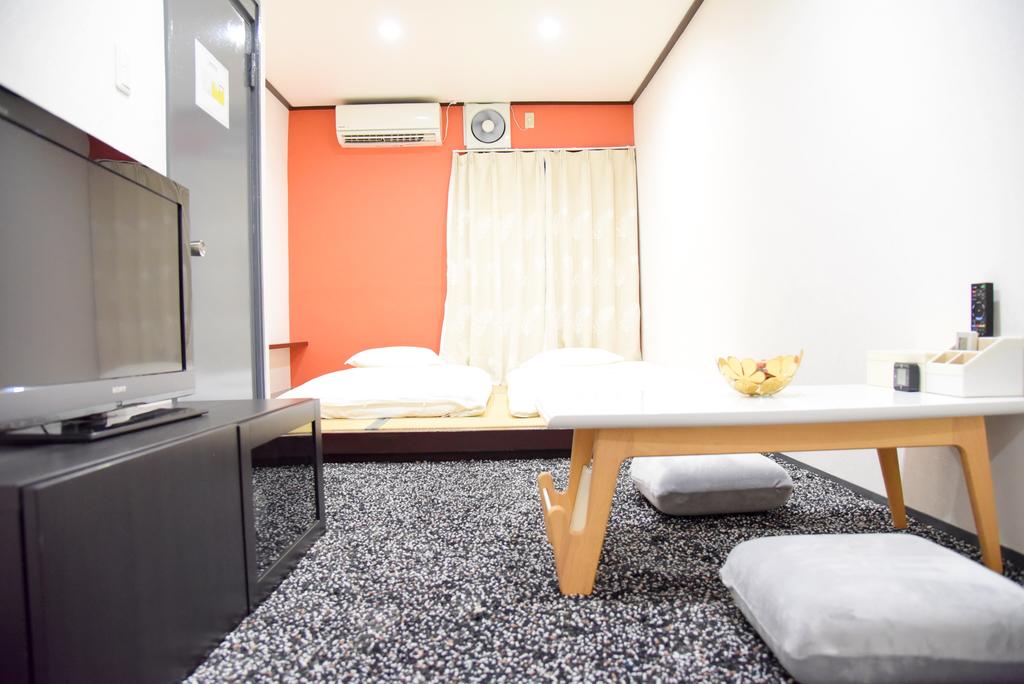 MT HOUSE OSAKA Villa 4 bed rooms boutique house Shinsaibashi Tennoji Namba USJ JR