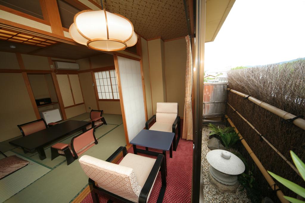 Oiwakeya Ryokan