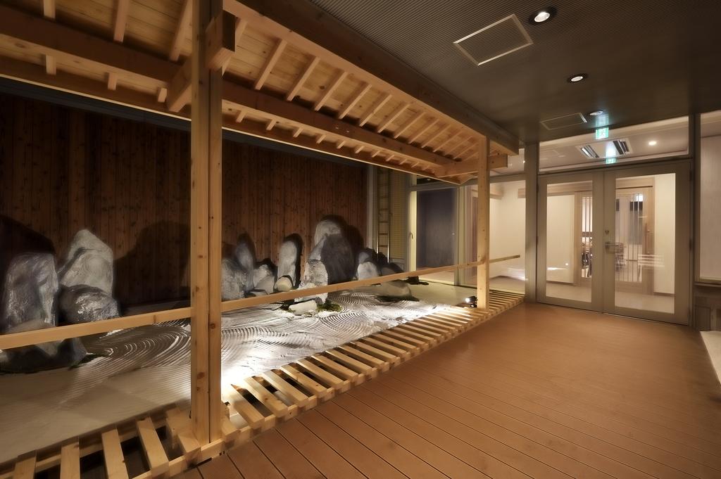 Cabin & Capsule Hotel J-SHIP Osaka Namba