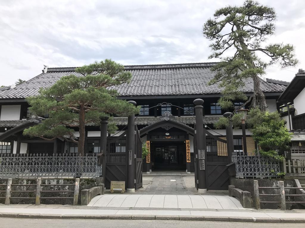 ESTABLISHMENT Takayama Station