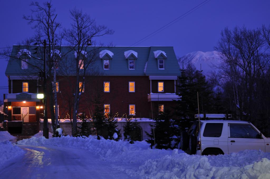 Niseko Freedom Inn