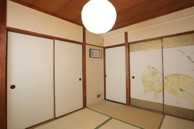 Nipponbashi Kuromon Market 30sec 2BR YU5B