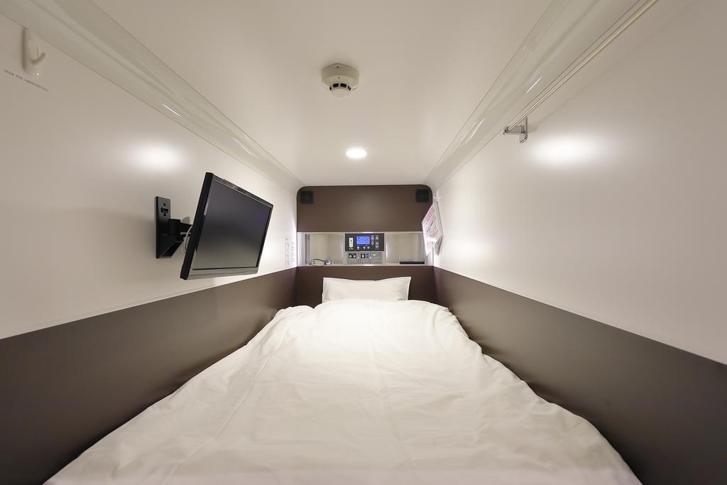 Capsule Hotel Astil Dotonbori