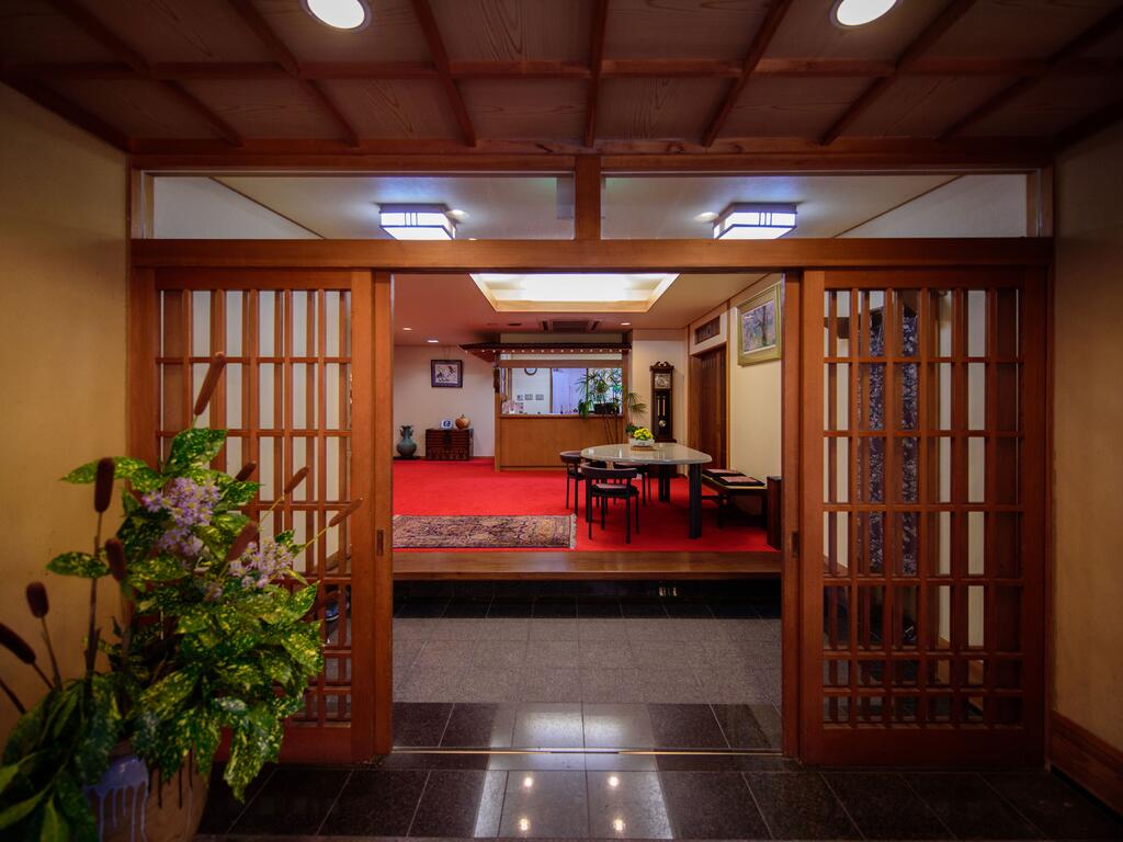 Yufuin Onsen Wafu Ryokan Tsuenosho