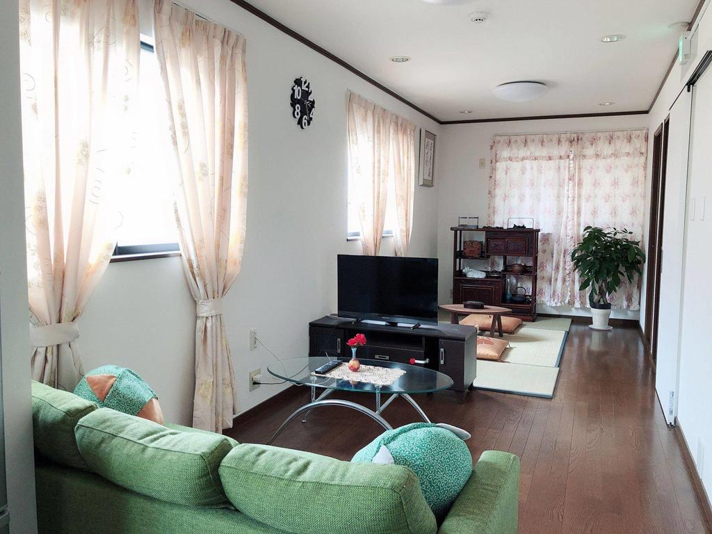 Apartment in Nishinari 552570