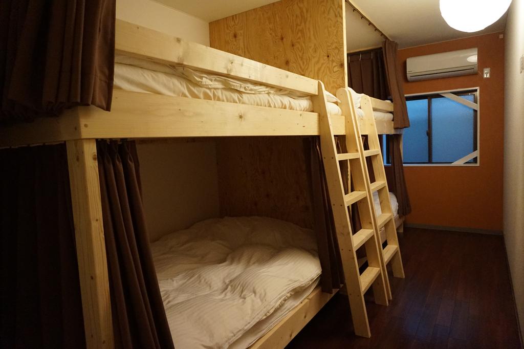 Uni Hostel Osaka