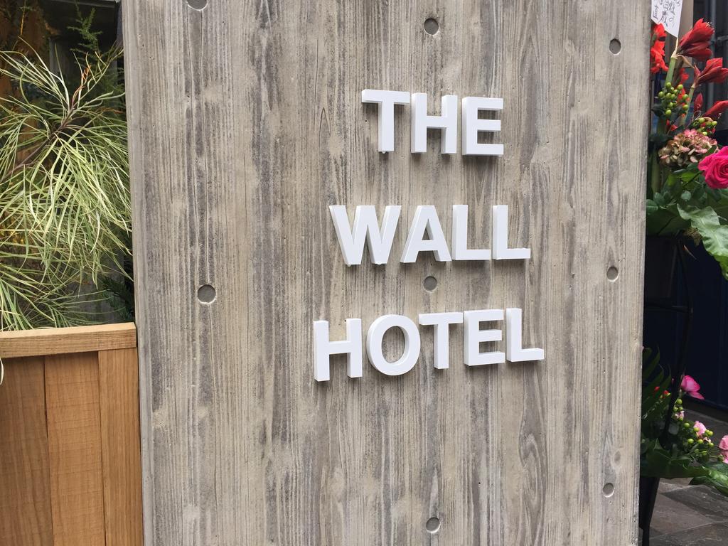 The Wall Hotel