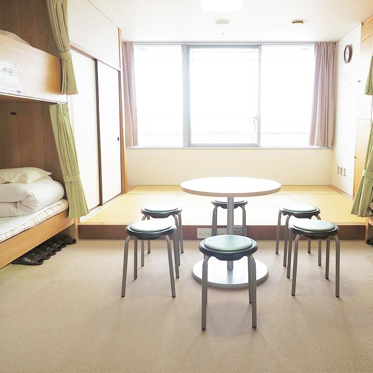 Shin-Osaka Youth Hostel