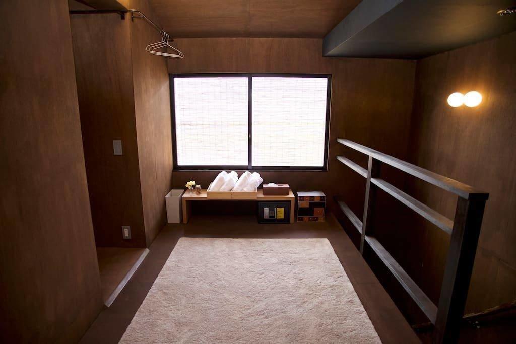 Apartment in Yamatooji 405301