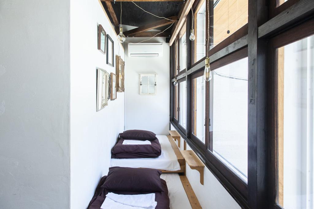 Fukuoka Guesthouse HIVE